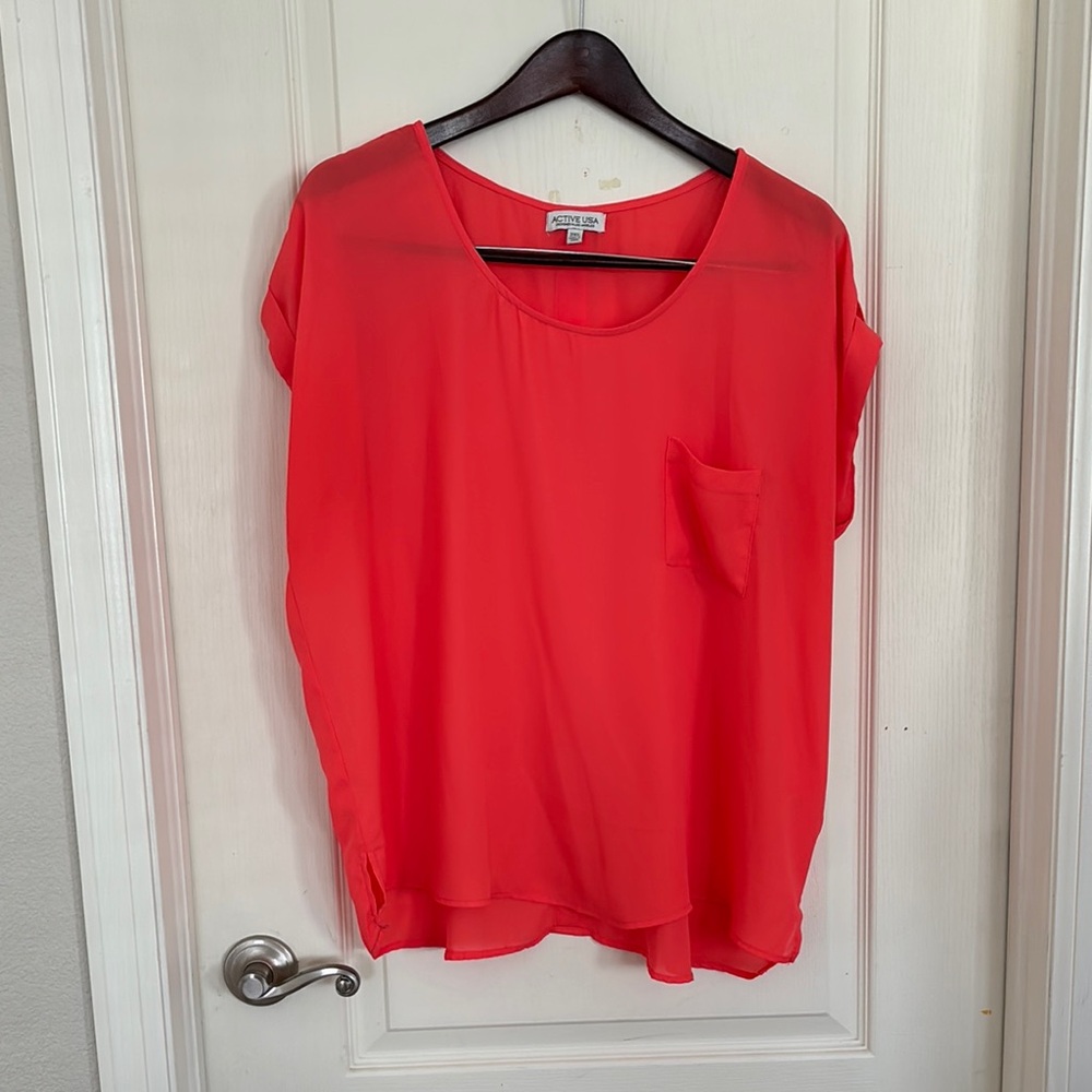 Flowy Coral Top